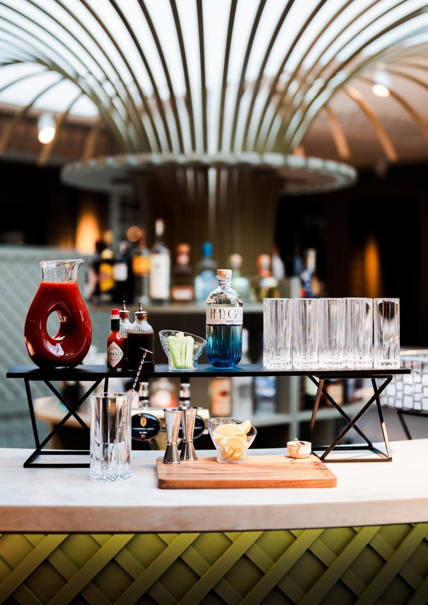 Crossbasket Castle Hotel & Restaurant High Blantyre エクステリア 写真