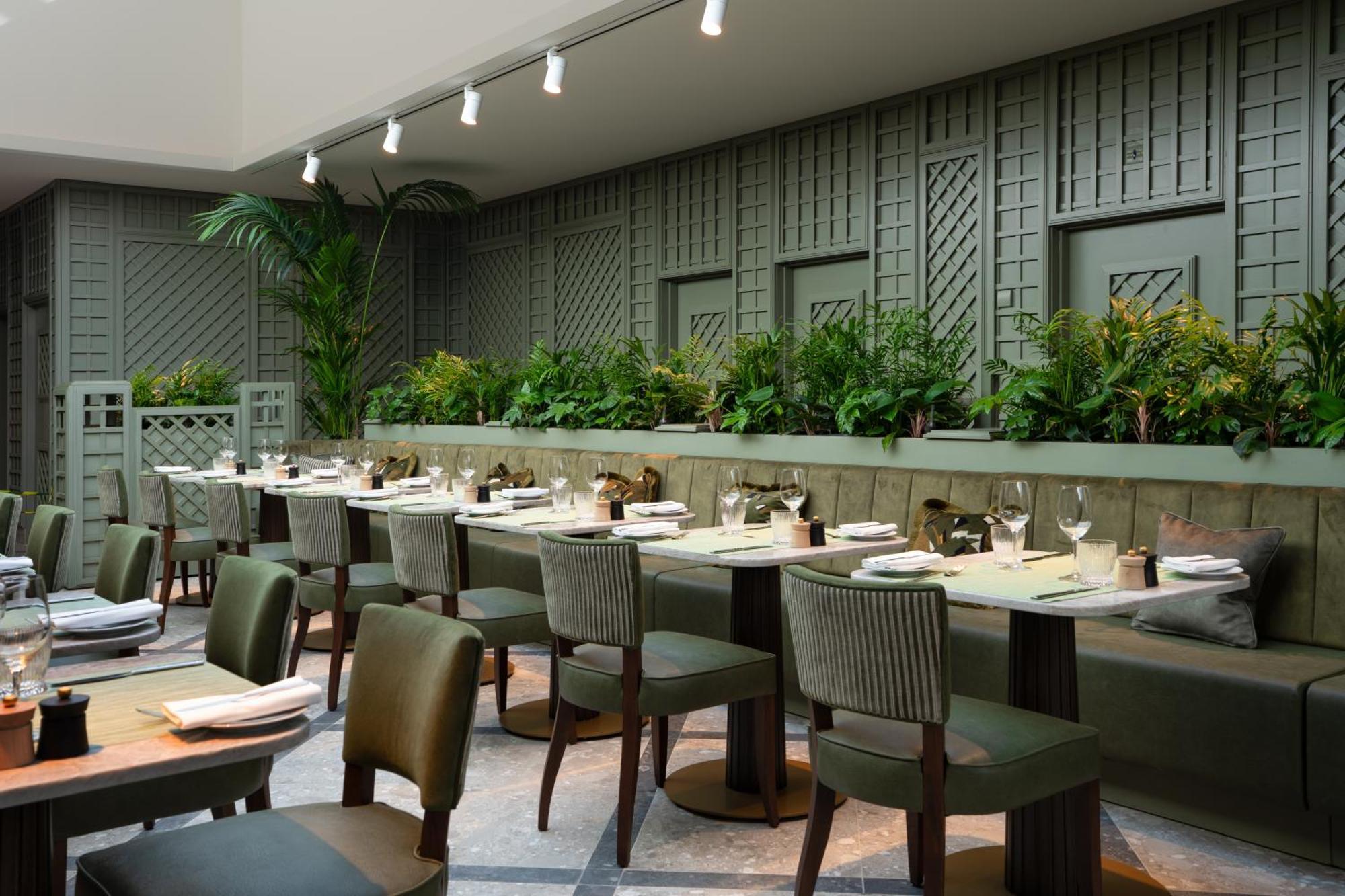 Crossbasket Castle Hotel & Restaurant High Blantyre エクステリア 写真